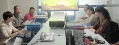 不等不靠找问题 努力提高党员素质